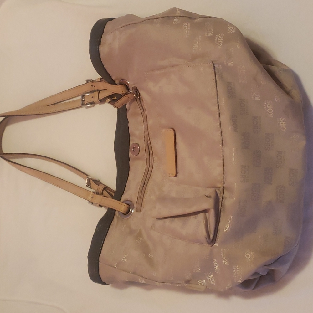 Michael Kors bag - Picture 2 of 3